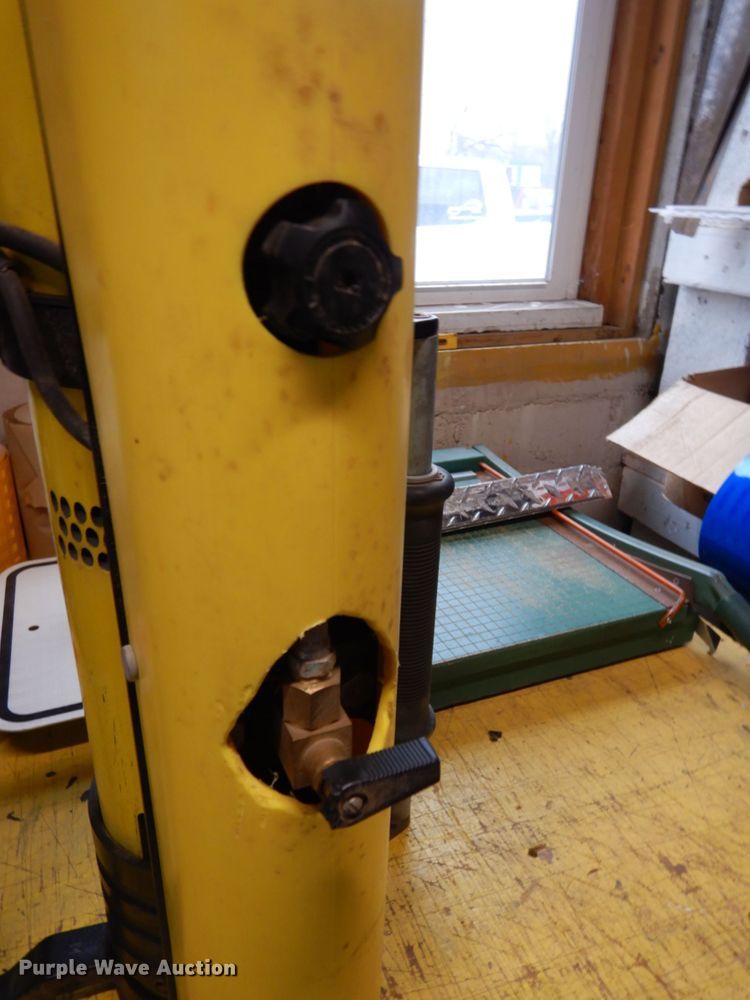 image for item GQ9877 (2) Tippmann post drivers