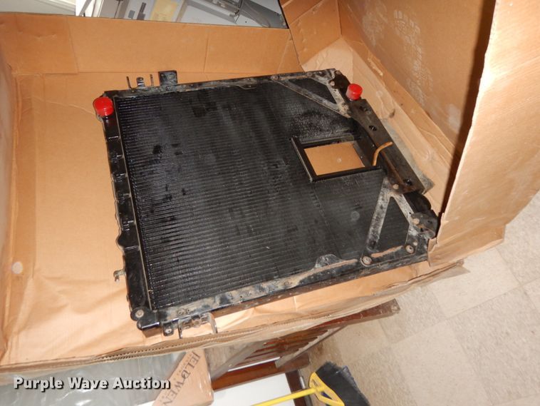 image for item GQ9878 Radiator