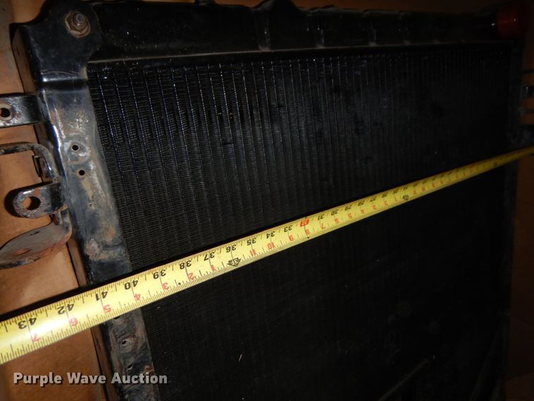 image for item GQ9878 Radiator