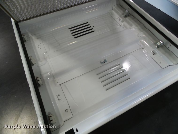 image for item GR9371 Approximately 70 fluorescent lights