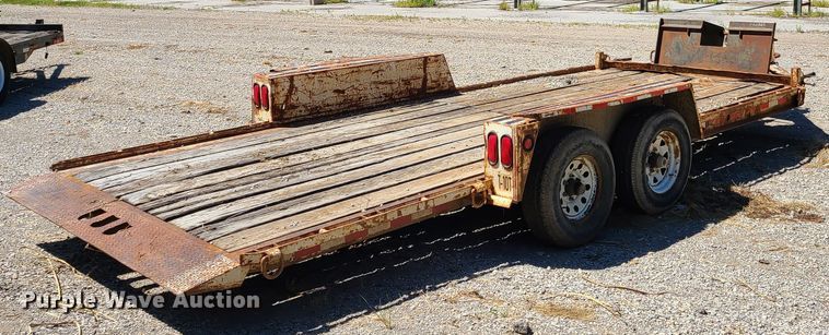 image for item GY9477 2000 Towmaster utility trailer