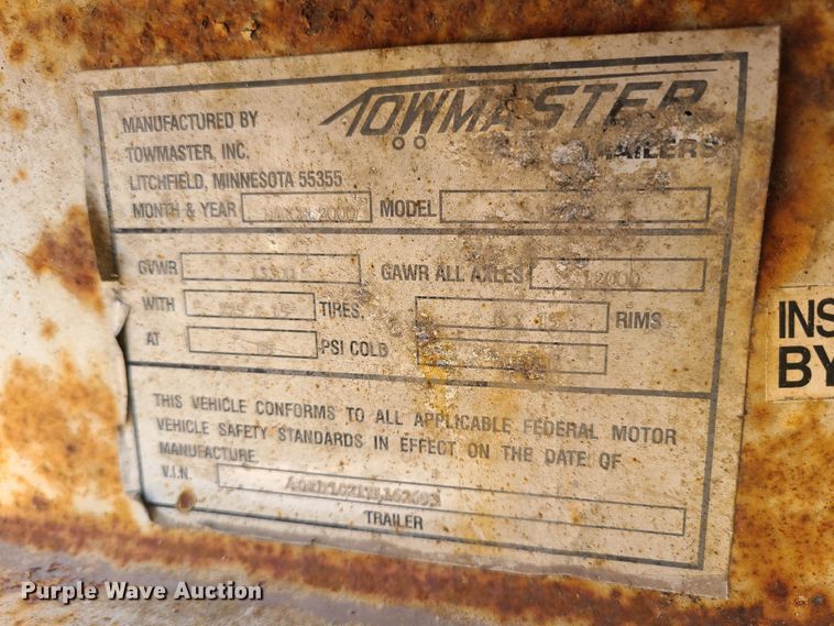 image for item GY9477 2000 Towmaster utility trailer