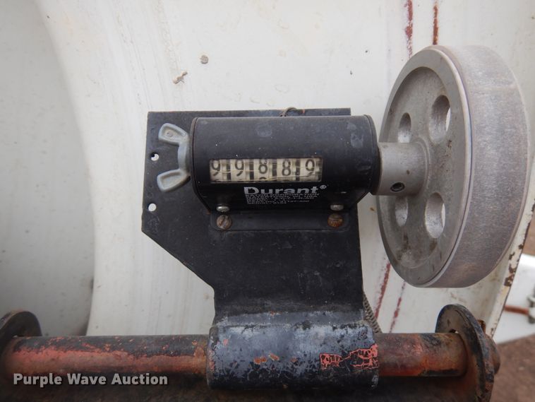 image for item HD9139 1999 International 2554  sewer jetter truck