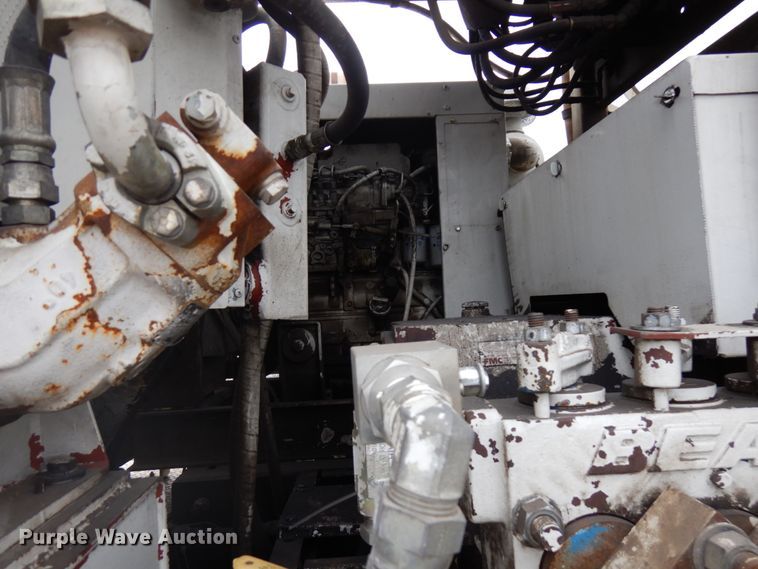 image for item HD9139 1999 International 2554  sewer jetter truck