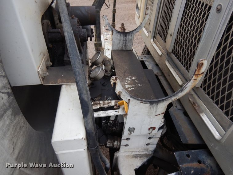 image for item HD9139 1999 International 2554  sewer jetter truck