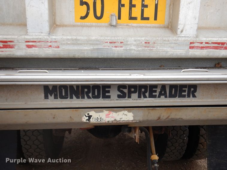 image for item HD9140 1998 International 4700  dump truck