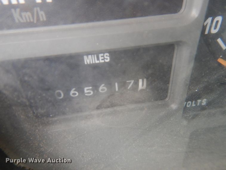 image for item HD9140 1998 International 4700  dump truck