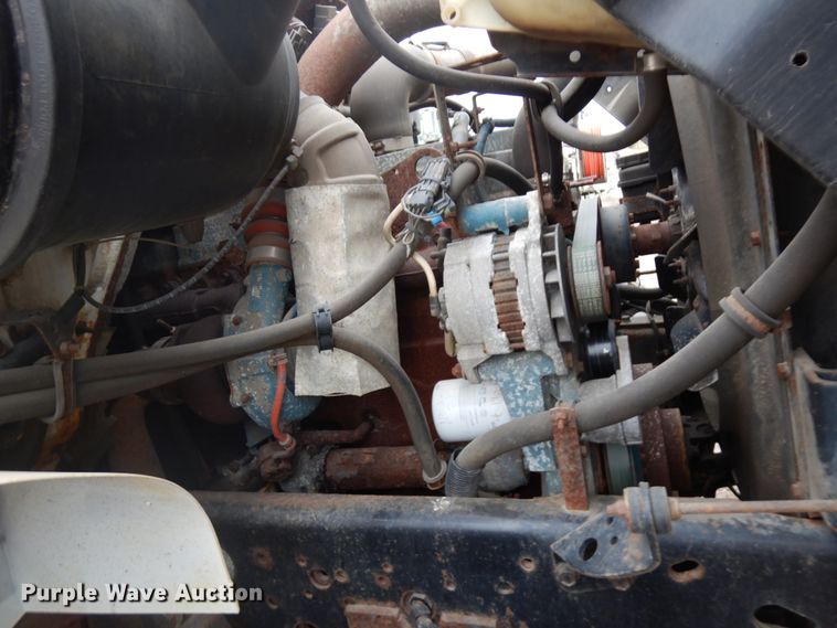 image for item HD9140 1998 International 4700  dump truck