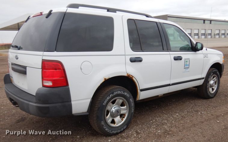 image for item HD9141 2003 Ford Explorer  SUV