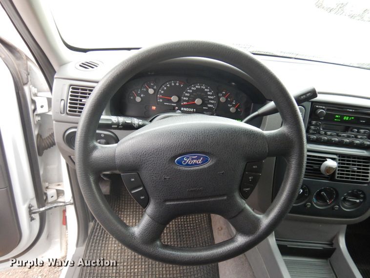 image for item HD9141 2003 Ford Explorer  SUV