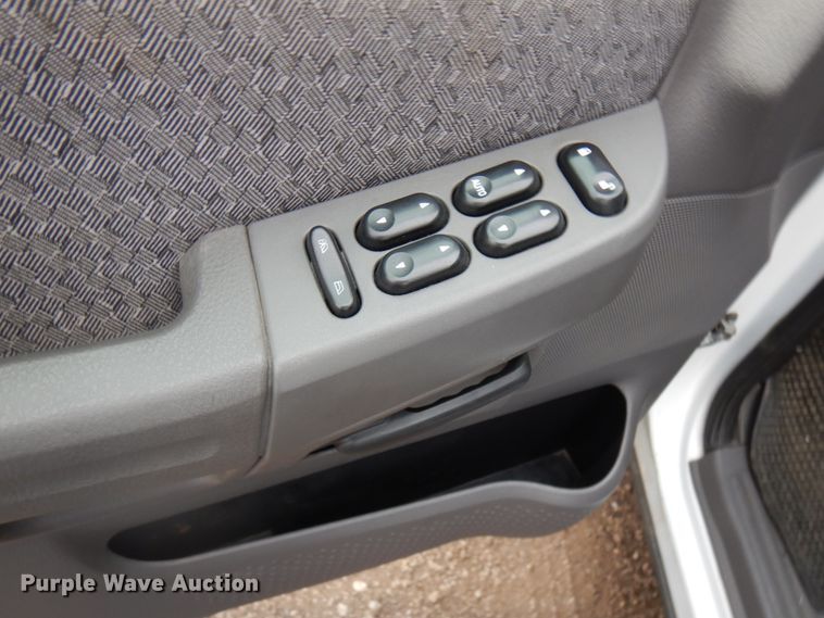 image for item HD9141 2003 Ford Explorer  SUV