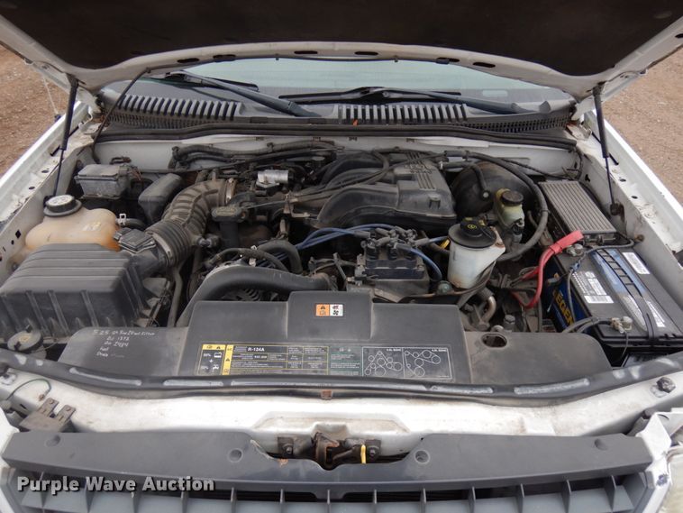 image for item HD9141 2003 Ford Explorer  SUV