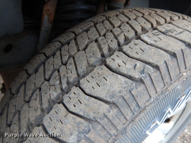 image for item HD9141 2003 Ford Explorer  SUV