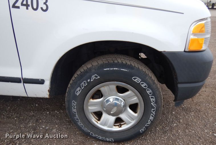 image for item HD9141 2003 Ford Explorer  SUV