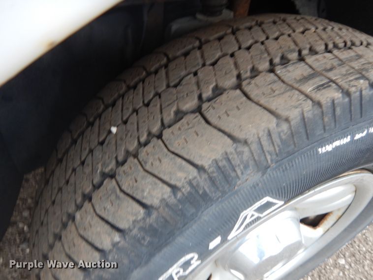 image for item HD9141 2003 Ford Explorer  SUV