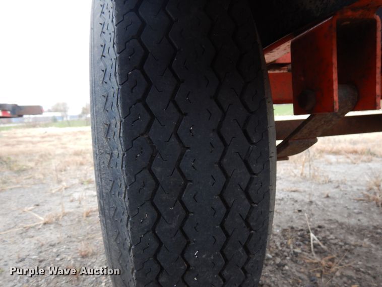 image for item HD9145 Trafcon TC1-25S arrow board trailer