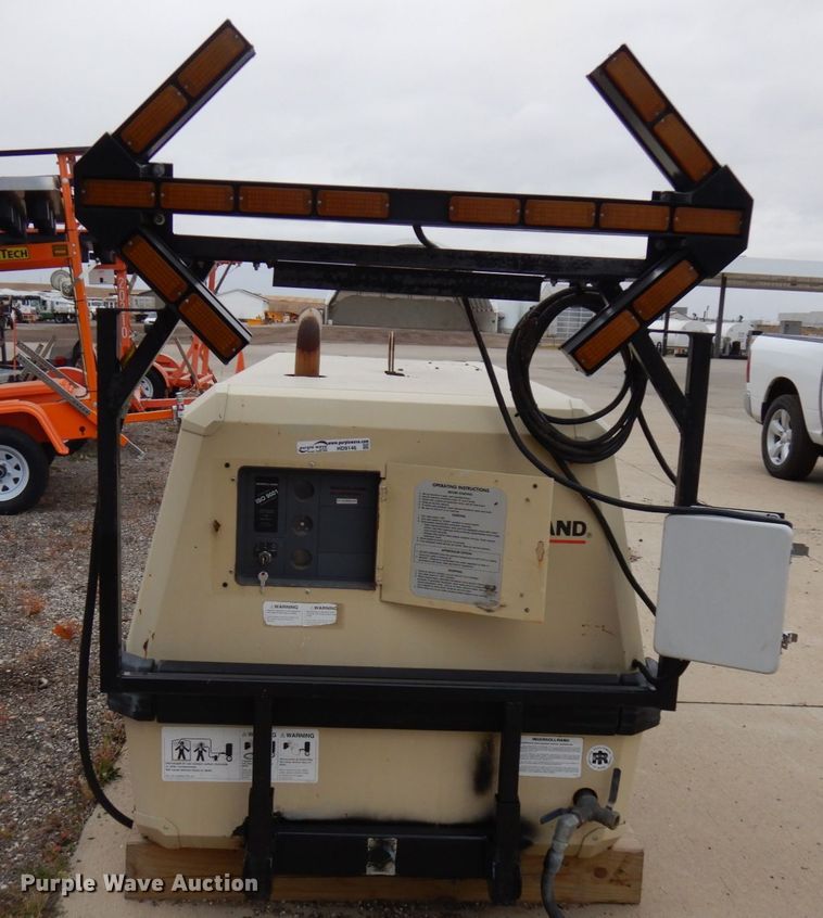 image for item HD9146 1998 Ingersoll Rand 185  air compressor