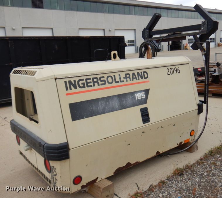 image for item HD9146 1998 Ingersoll Rand 185  air compressor