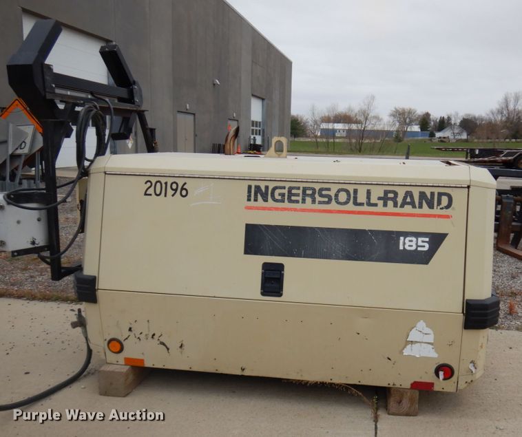 image for item HD9146 1998 Ingersoll Rand 185  air compressor