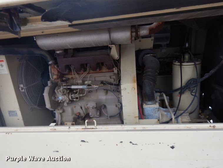 image for item HD9146 1998 Ingersoll Rand 185  air compressor