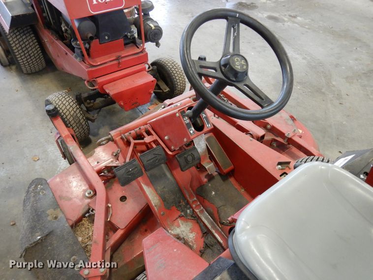 image for item HD9148 Toro Groundsmaster 328D  lawn mower