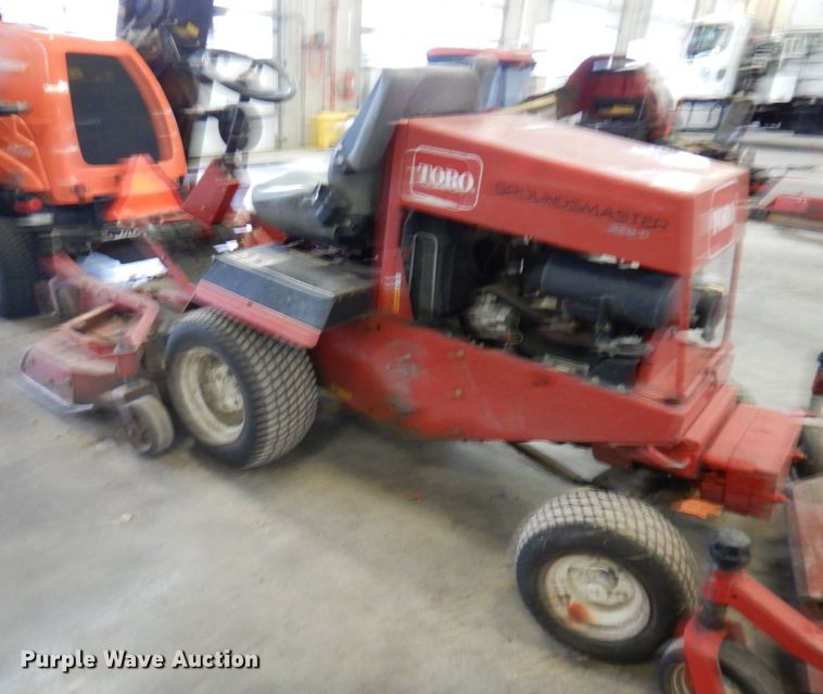 image for item HD9149 Toro Groundsmaster 328D  lawn mower