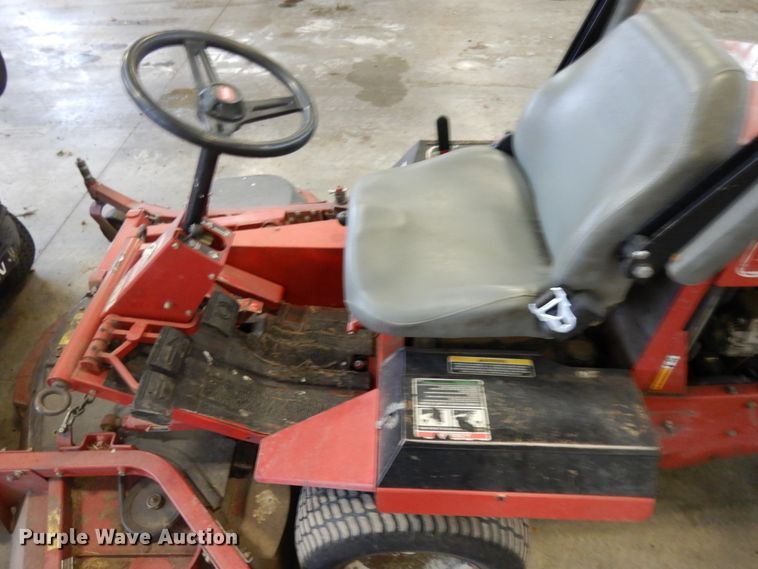 image for item HD9149 Toro Groundsmaster 328D  lawn mower
