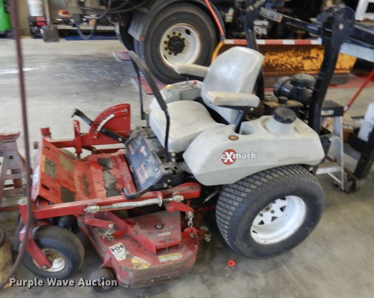 image for item HD9150 Exmark Lazer Z  ZTR lawn mower