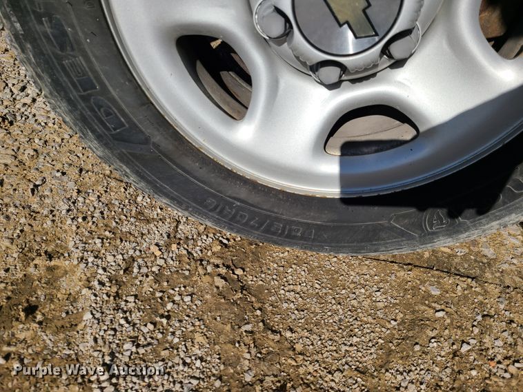 image for item HE9974 2003 Chevrolet Astro  van