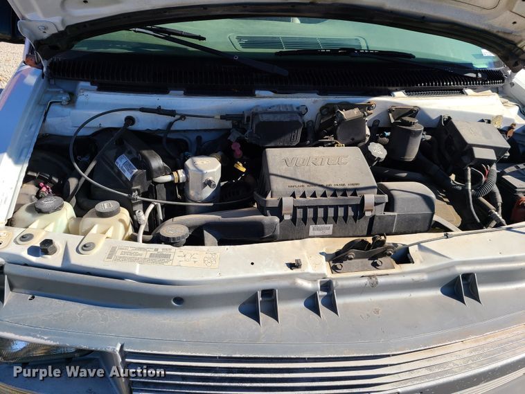 image for item HE9974 2003 Chevrolet Astro  van