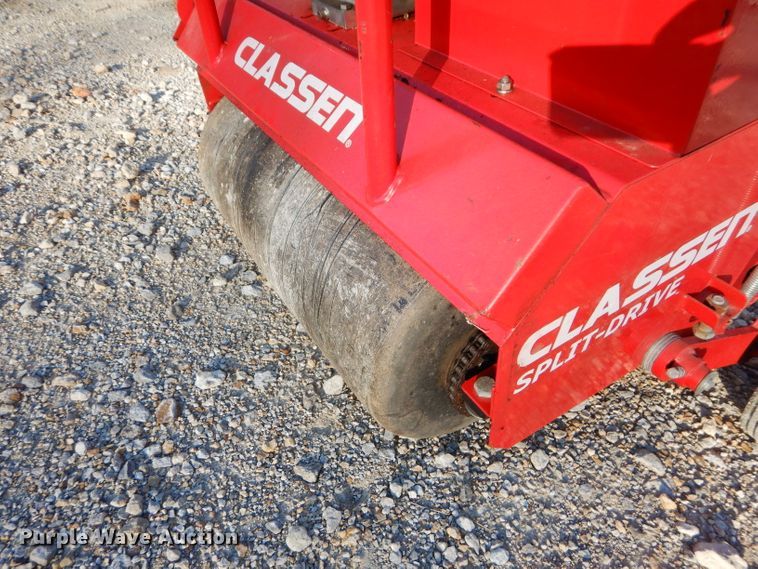 image for item HF9101 Classen TA-25 lawn aerator