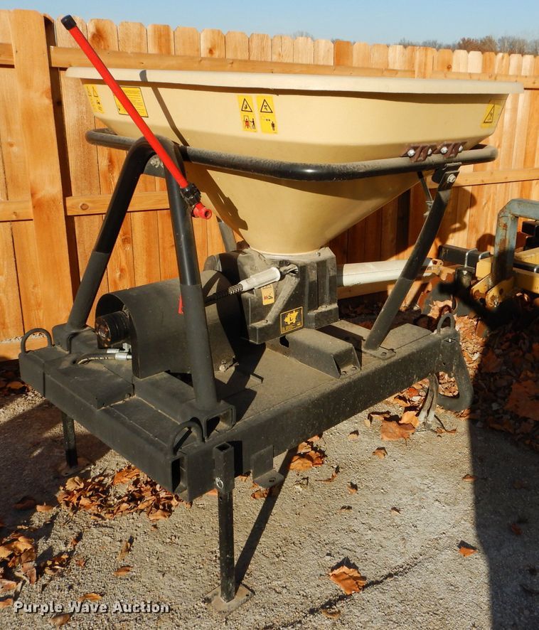 image for item HF9114 Vicon spreader