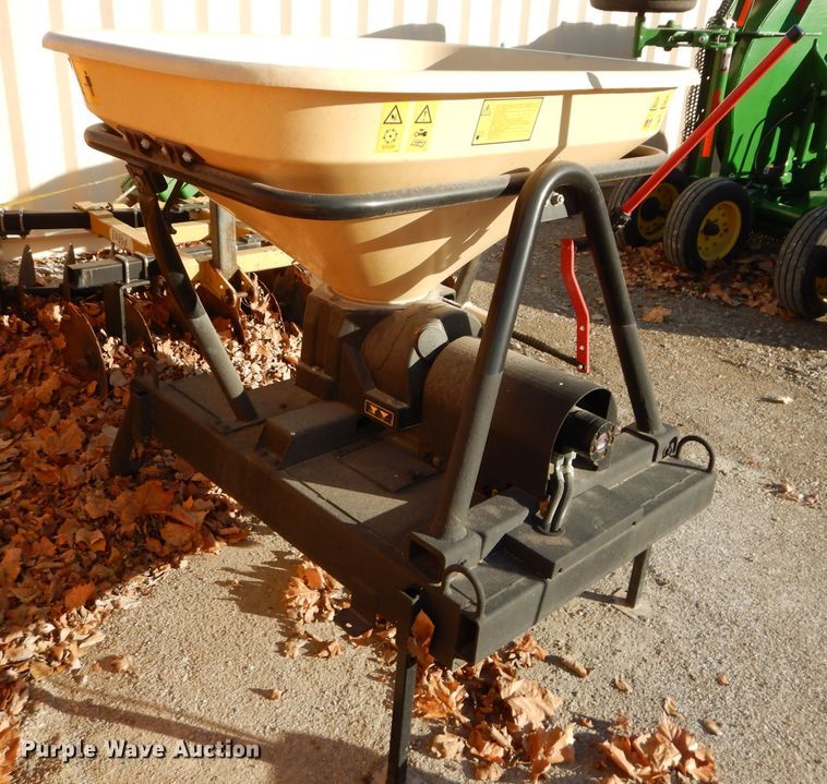 image for item HF9114 Vicon spreader