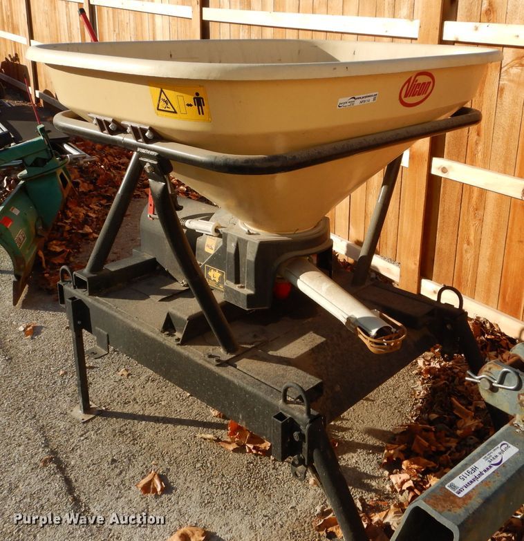 image for item HF9114 Vicon spreader