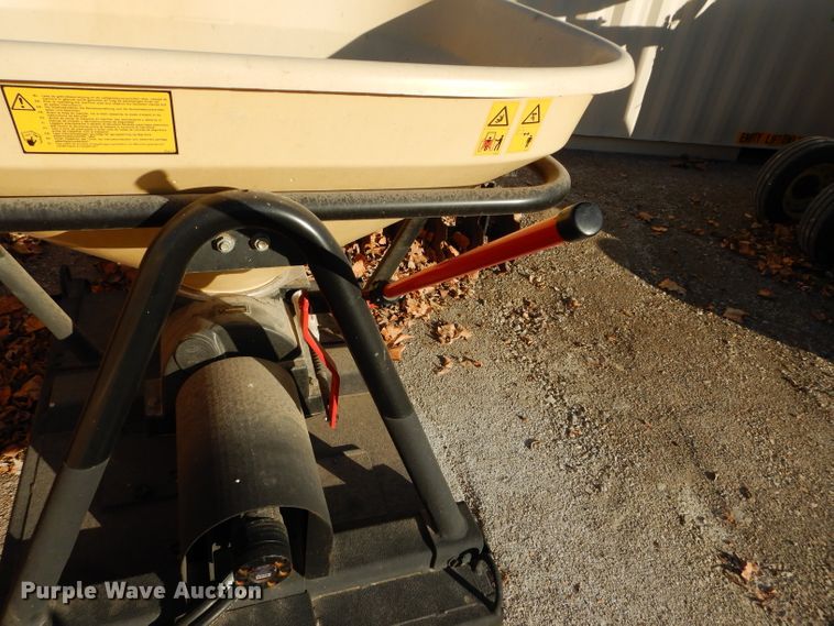 image for item HF9114 Vicon spreader