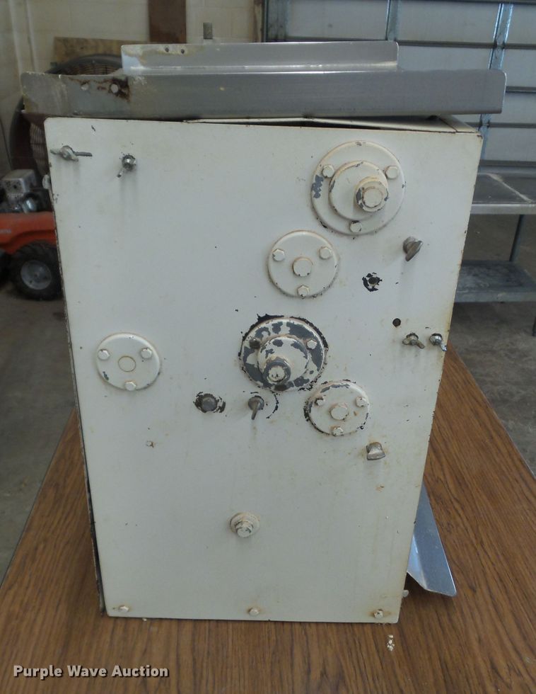 image for item HF9761 Acme 13 dough roller