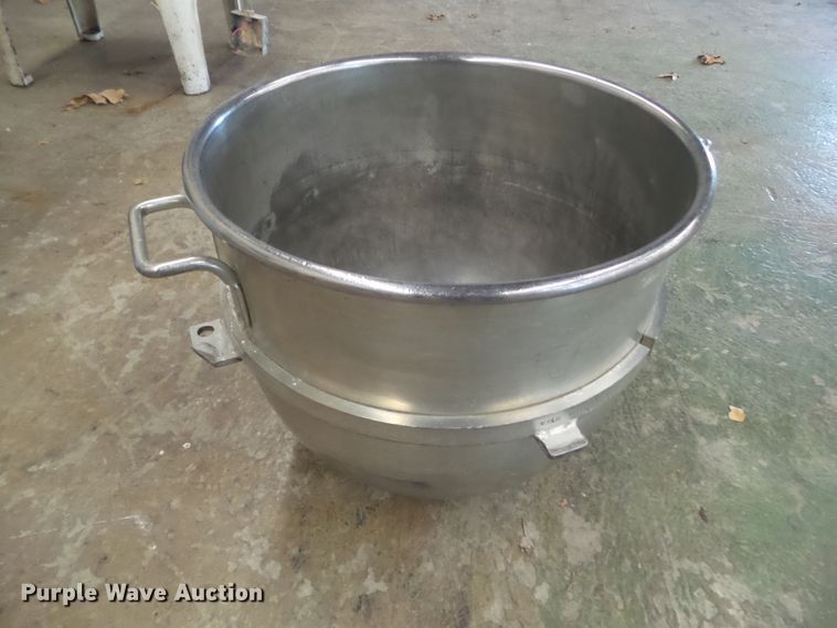 image for item HF9762 Hobart H-600 mixer