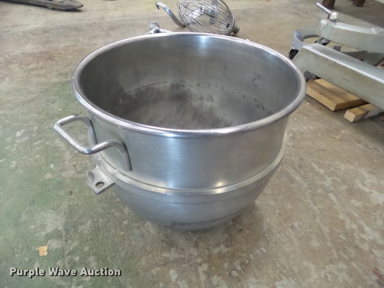 image for item HF9762 Hobart H-600 mixer