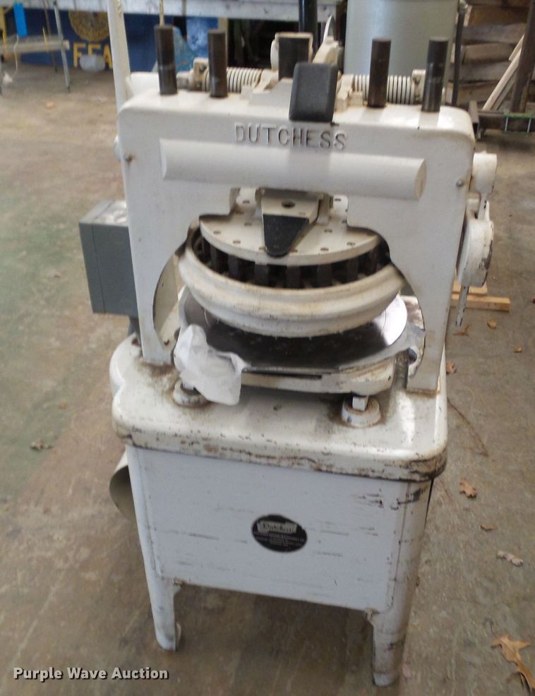 image for item HF9763 Dutchess RR-399 semi-auto dough divider rounder