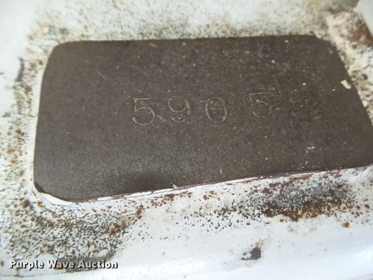 image for item HF9763 Dutchess RR-399 semi-auto dough divider rounder