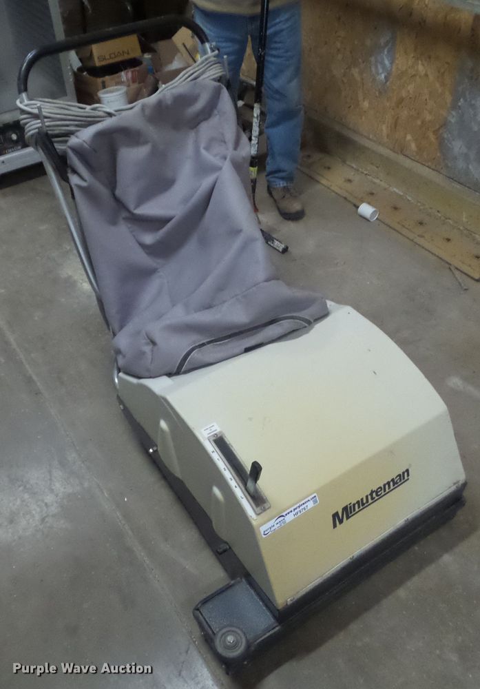 image for item HF9767 Minuteman vacuum