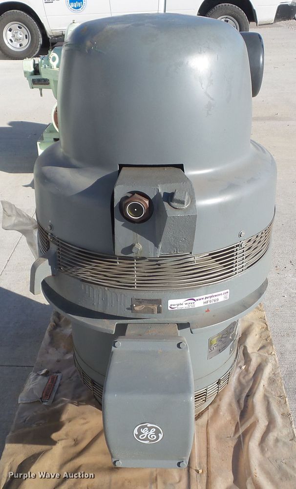image for item HF9769 General Electric 5K404DBB6008B vertical motor