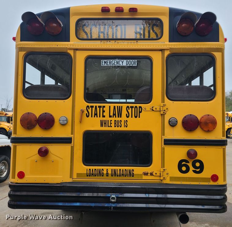 image for item HM9288 2001 International 3800 AmTran  school bus