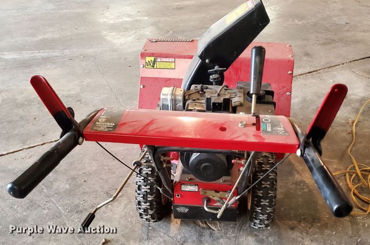 image for item HS9043 Dynamark 10/33 snow blower
