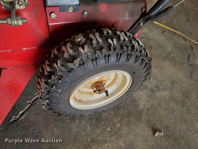image for item HS9043 Dynamark 10/33 snow blower
