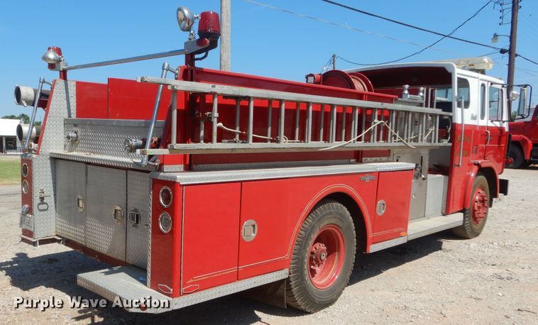 image for item HS9661 1981 Mack MS3  pumper fire truck