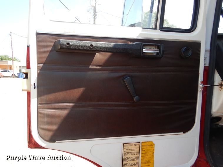 image for item HS9661 1981 Mack MS3  pumper fire truck