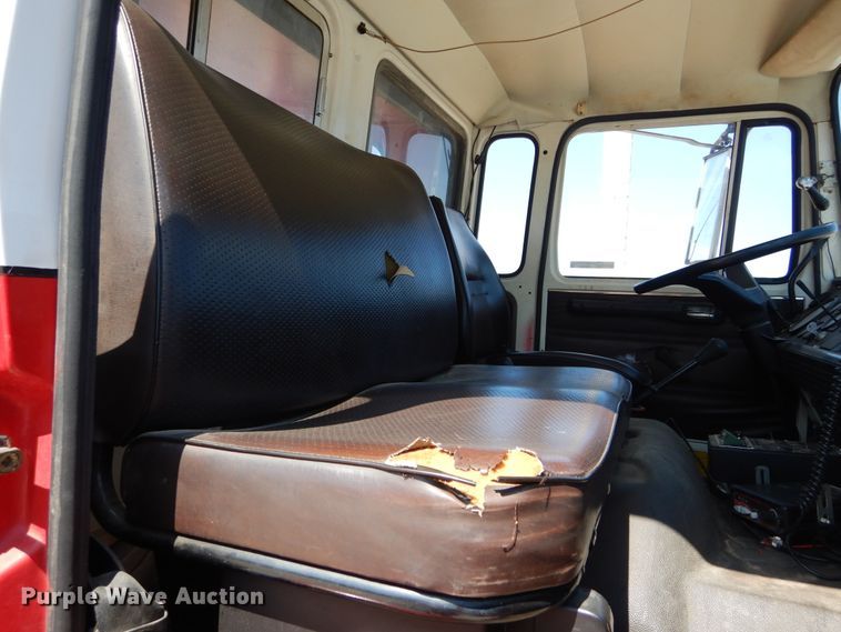 image for item HS9661 1981 Mack MS3  pumper fire truck