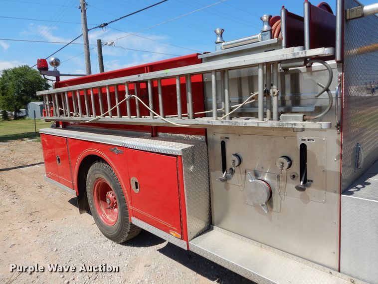 image for item HS9661 1981 Mack MS3  pumper fire truck