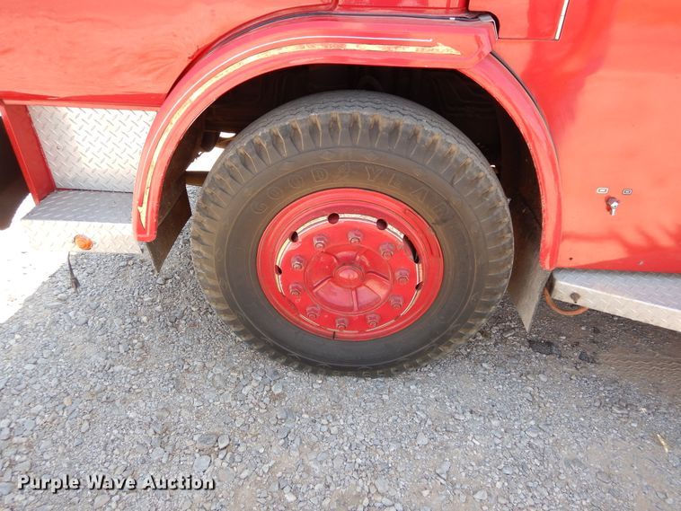 image for item HS9661 1981 Mack MS3  pumper fire truck